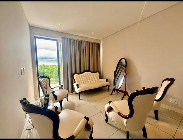 2 BEDROOM PROPERTY TO RENT IN HOUGHTON ESTATE